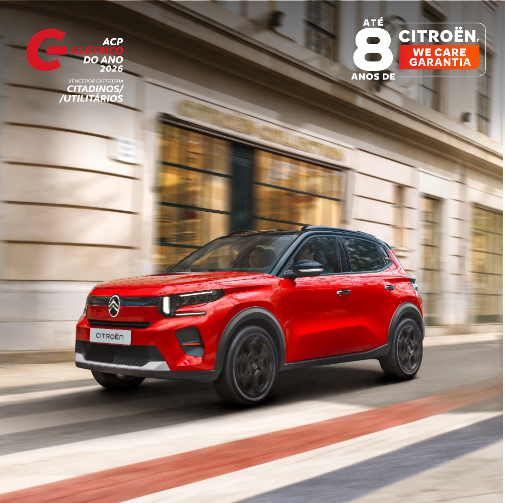Vista frontal de três quartos do SUV elétrico Citroën ë-C3, que destaca o design aerodinâmico para uma mobilidade urbana confortável e acessível.