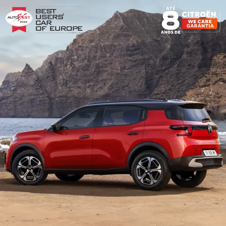 C3 Aircross parked in the city